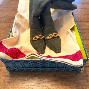 Tory Burch Jessa Pointed Slouch Boot in Leccio Size 7